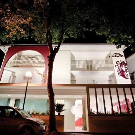 Hotel Le Lune Гаттео-а-Маре Екстер'єр фото